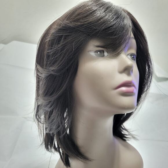 Sensationnel Wig Short brown Synthetic wig Style Name: Elsa - Picture 10 of 12